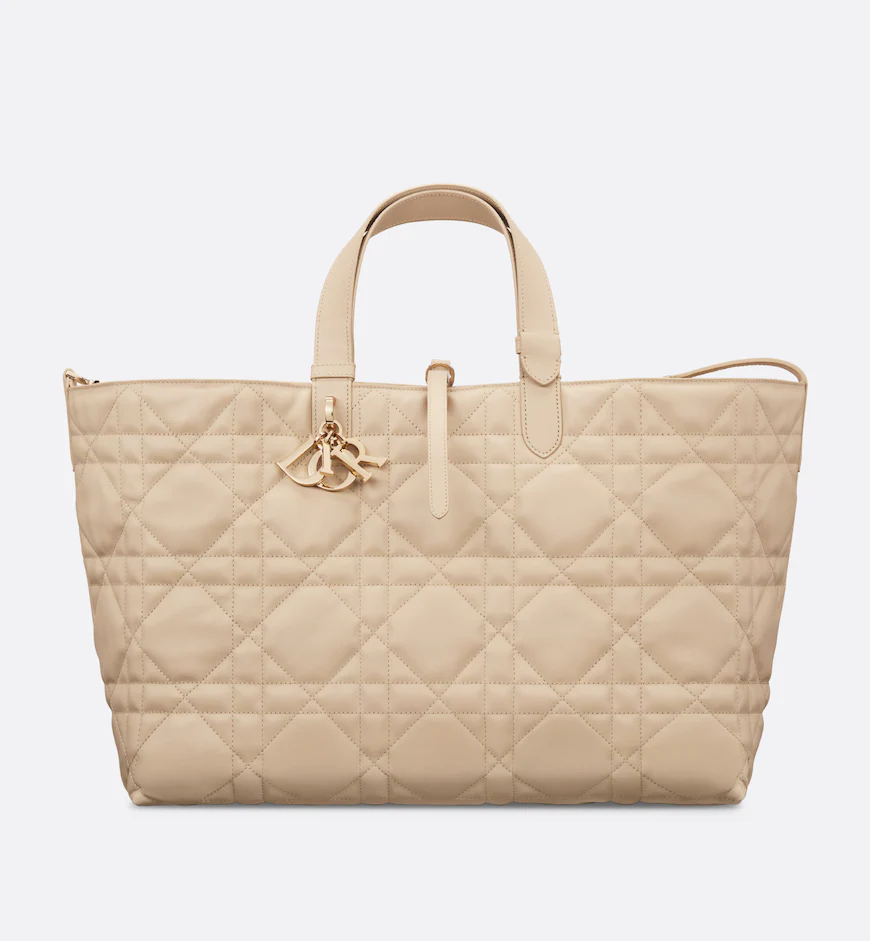 DIOR / LARGE DIOR TOUJOURS BAG Powder Beige Macrocannage Calfskin M2820OSHJ_M51U