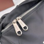 Burberry canvas Chest pack bag size: 16*30cm - Image 6