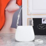 Prada hobo cleo Patent leather 611 white size:22*13cm - Image 3