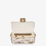 FENDI Hot Classic Baguette - Image 3