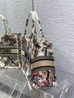 Dior tote Magpie White Limited Collection size: 36 * 18 * 28cm - Image 11