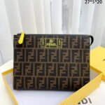 FENDI Large capacity Handbag Size: 20 * 30cm - Image 6