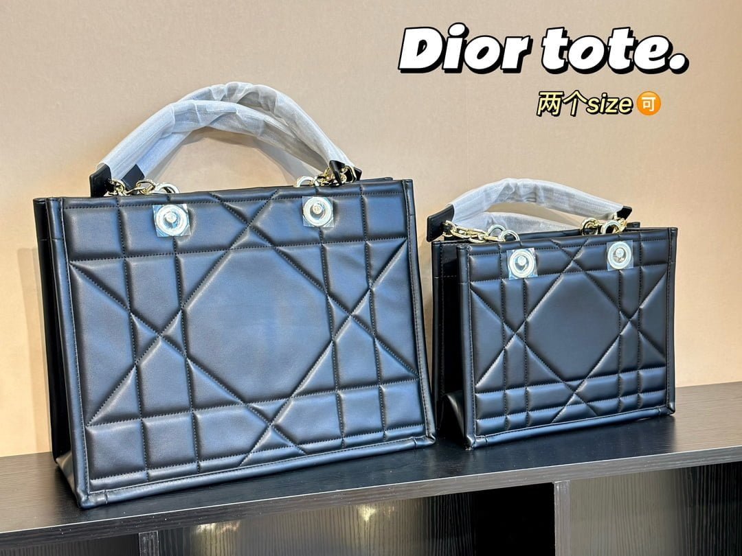 i1670675078_9331_0.jpg Dior ESSENTIAL Ox-leather rattan check shoulder Tote bag size: 36*28/27*22cm - Image 1