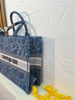 Dior book tote bag blue with small wallet size 41cm - Image 3