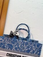 Dior book tote bag blue with small wallet size 41cm - Image 4
