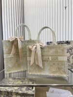 Dior BOOK Canvas tote size:  41*32/36*27cm