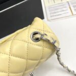 Chanel cf Square Fat 1115 sheepskin leather yellow size: 18*14*7cm - Image 3
