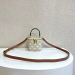 CELINE 23s Spring/Summer - Mini smooth leather makeup case Presbyopia pattern 8080 Size: 9.5* 8* 9cm