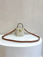 CELINE 23s Spring/Summer - Mini smooth leather makeup case Presbyopia pattern 8080 Size: 9.5* 8* 9cm
