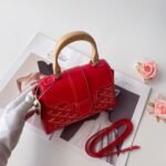 Goyard mini Saigon Red Saddle bag Size:22*8*15cm - Image 6