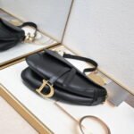 Dior saddle leather Plain ribbon with wide shoulder strap black 1033 size: 25.5 * 20 * 6.5 cm - Image 2