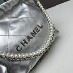 CHANEL Pearl garbage bag sliver size: 23*28*22*7cm - Image 2