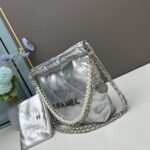 CHANEL Pearl garbage bag sliver size: 23*28*22*7cm - Image 3