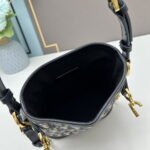 Dior bucket bag crossbody bag 9565 size: 17*7*18cm - Image 7