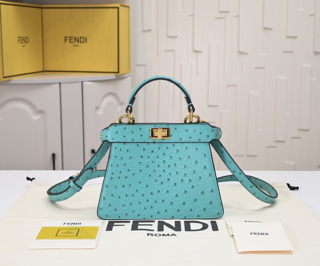 FENDI Peekaboo Light Green 23ss 335 Size: 20*15cm