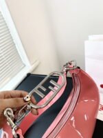 FENDI Patent leather half moon bag Pink Size: 34*16cm - Image 4