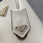 Prada Panier Plain cowhide Bucket bag white size: 15*16*9.5cm - Image 2