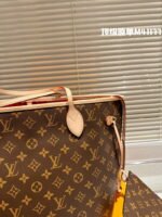 LV neverfull presbyteria tote bag size: 32 cm - Image 6