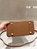 Hermès Birkin Togo Calf Gold Hardware chestnut size: 30????????/ 25???????? - Image 4