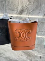 CELINE Caramel brown /Black bucket bag Size: 22*27cm - Image 5