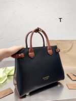 Burberry Tote handbag size:  33 26cm - Image 5