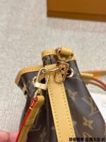 Louis Vuitton / LV mini Bucket bag Size: 13* 16* 10cm - Image 5