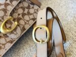 COACH Signature Monogram Medium Shoulder Bag25×15 cm (Large) - Image 8