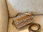 COACH Signature Monogram Medium Shoulder Bag25×15 cm (Large) - Image 6