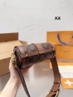 Louis Vuitton / LV prefall papillon trunk monogram round flip latch design crossbody bag - Image 6